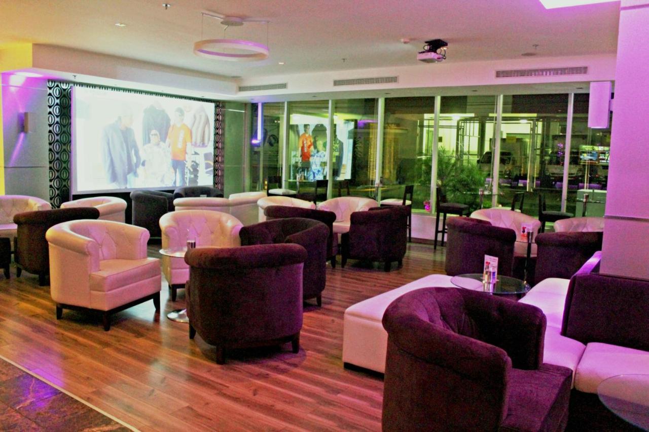 מלון Ramada Plaza By Wyndham Panama Punta Pacifica מראה חיצוני תמונה