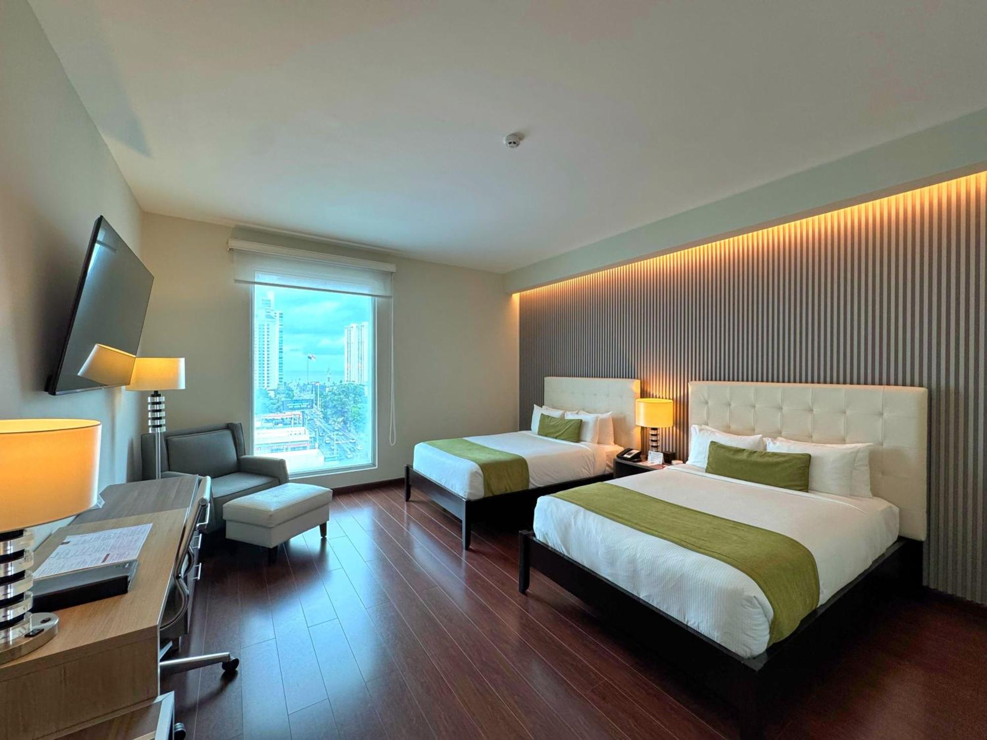 מלון Ramada Plaza By Wyndham Panama Punta Pacifica מראה חיצוני תמונה