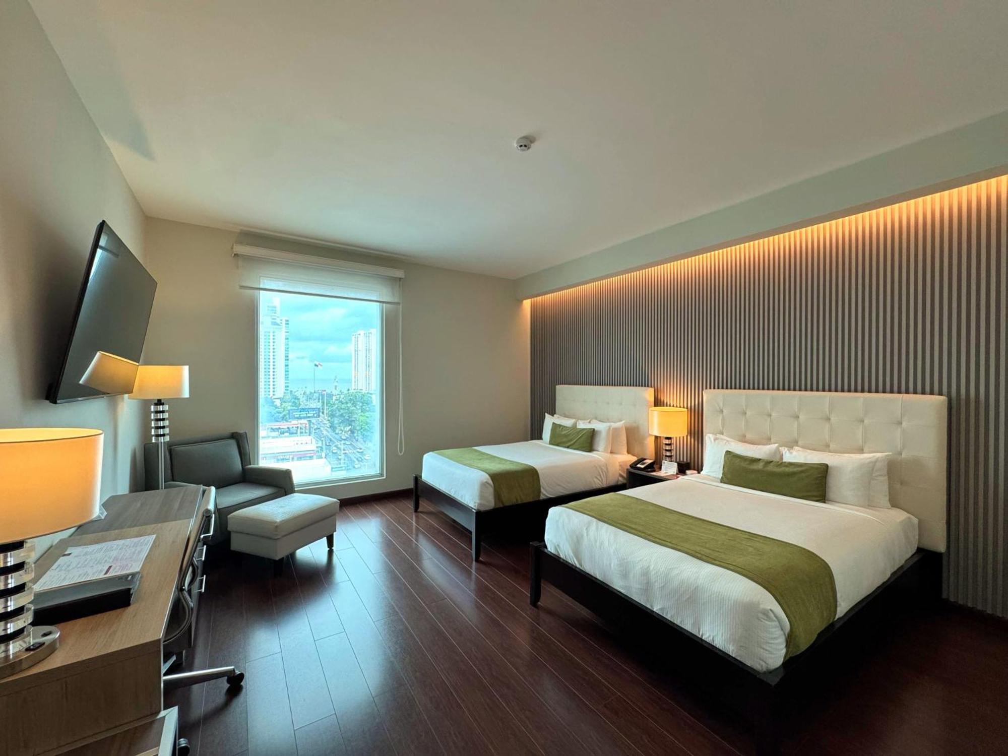 מלון Ramada Plaza By Wyndham Panama Punta Pacifica מראה חיצוני תמונה